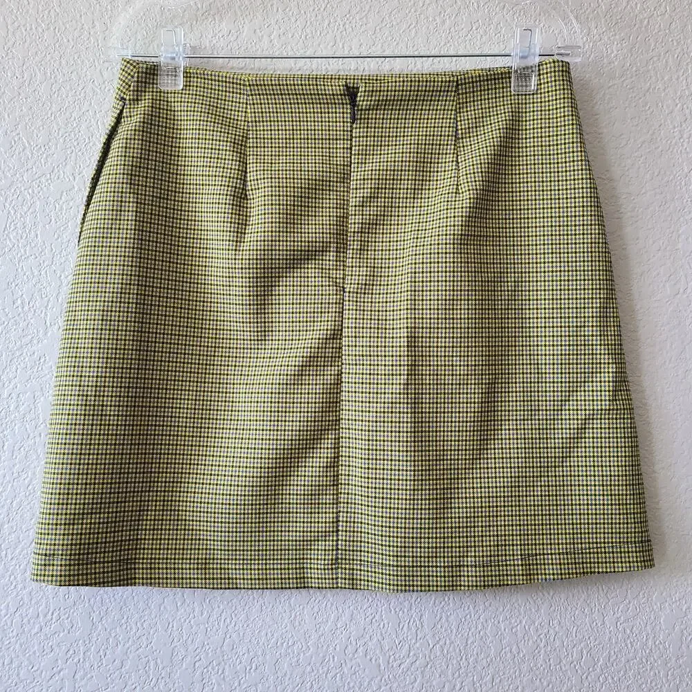 Urban Outfitters Y2K Plaid Mini Skirt Size Medium Retro Academia Slit Short 90s‎